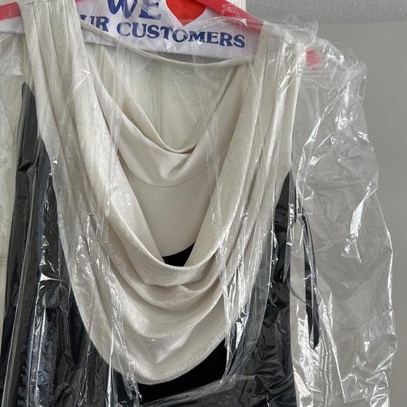 Dress - Picture 7 of 11